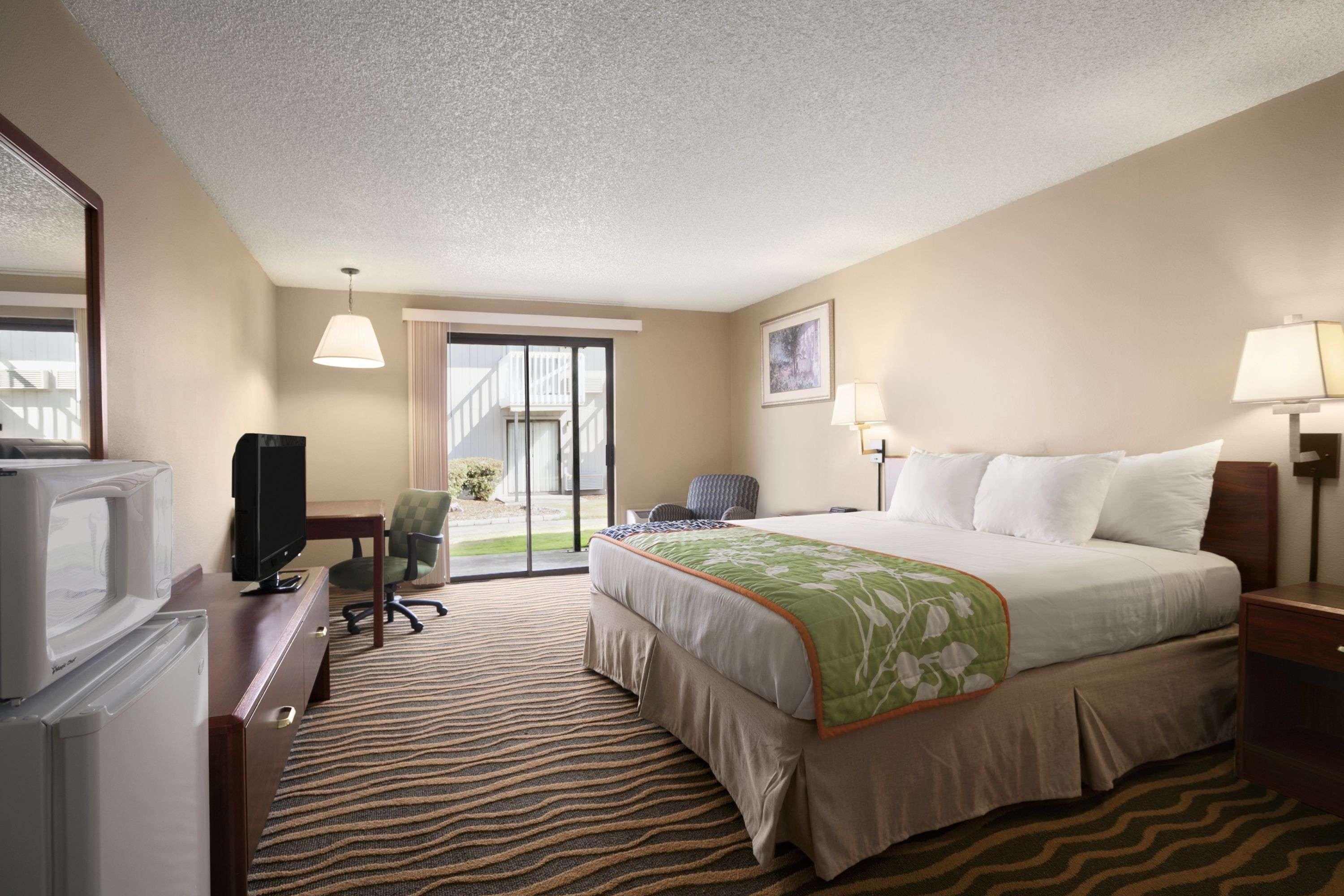 South Tacoma Suites Kültér fotó