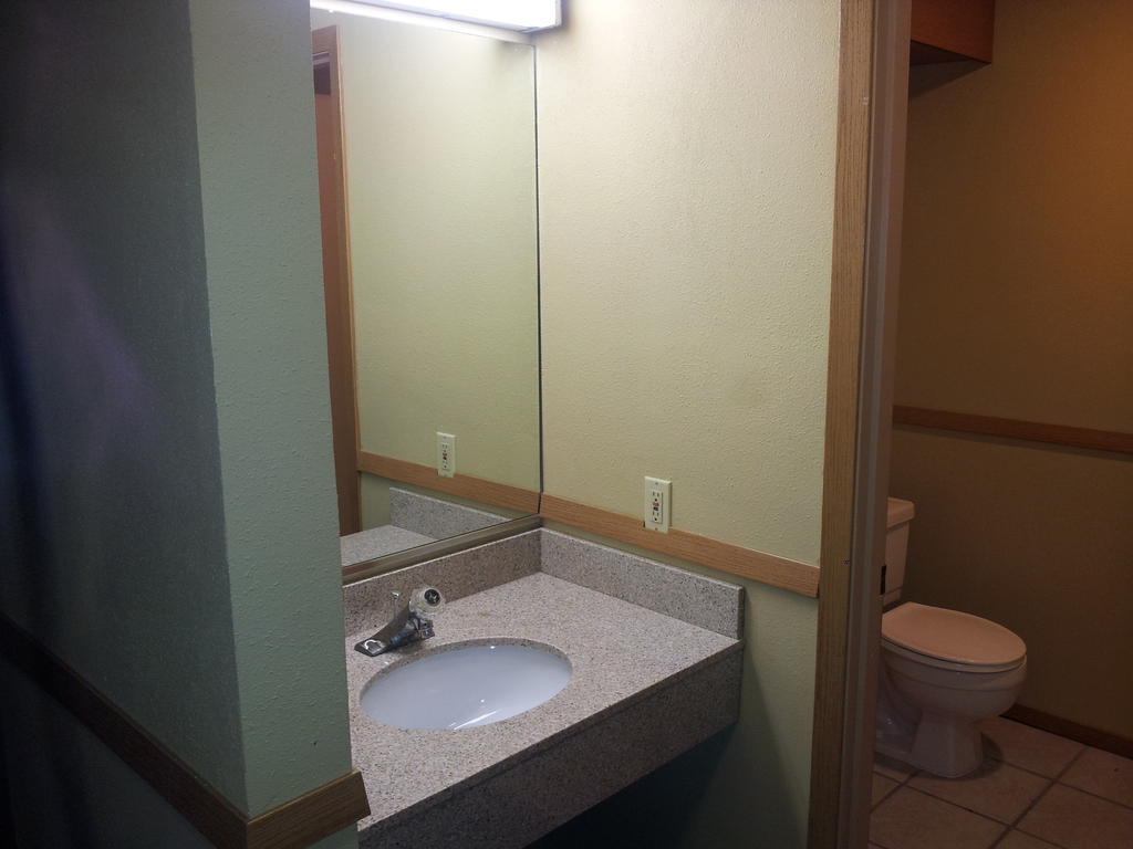 South Tacoma Suites Szoba fotó