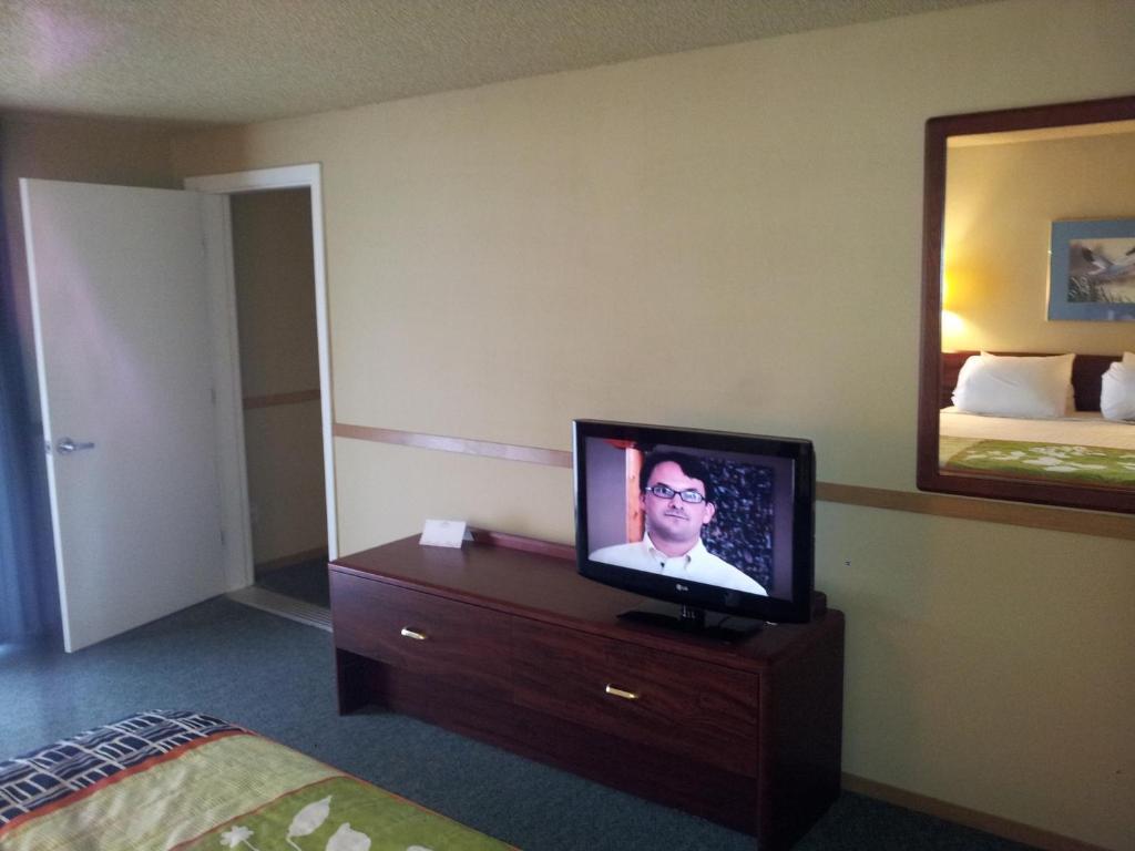 South Tacoma Suites Kültér fotó